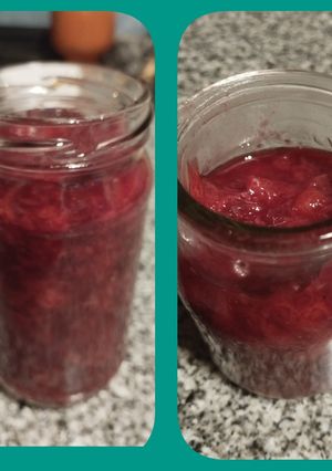 Una foto de Dos variantes con ciruela: mermelada rústica y salsa agridulce