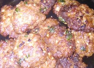 Una foto de Tortitas de carne molida. (Carne para hamburguesa)