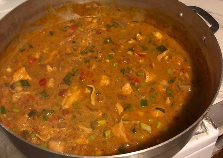 Easy Way to Make Perfect Catfish Stew or Étouffée (Louisiana style 🐊🦞)