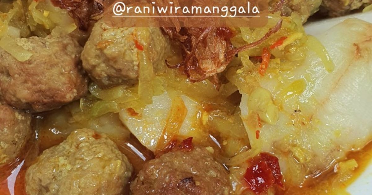 249. Ketupat sayur bola daging
