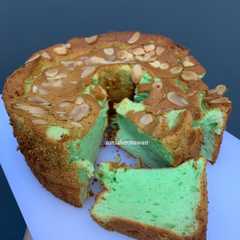 รูปของ Pandan Chiffon Cake Putih Telur