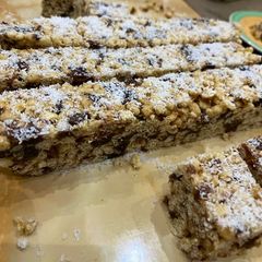 A picture of Date Rice Krispies Treats.