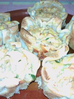 Una foto de Canastitas Saladas de Pollo y Verduras