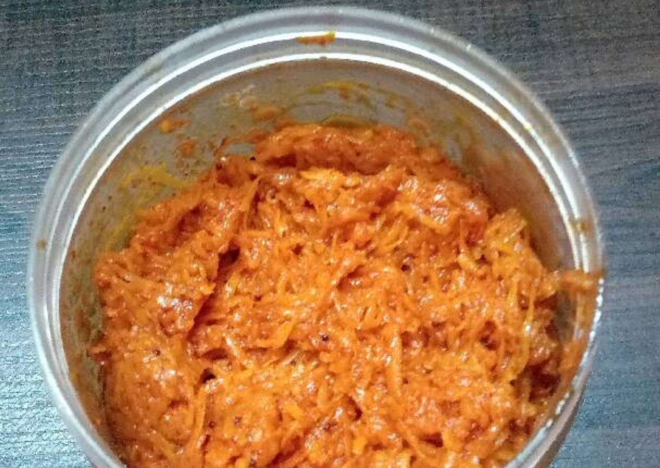 Mamidikai Thokku Pachadi (Grated mango pickle)