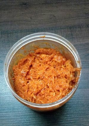 A picture of Mamidikai Thokku Pachadi (Grated mango pickle).