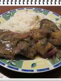Filete de carne al jugo, con berenjena y maduro