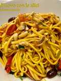 Tajarin o tagliolini con alici, olive e pinoli