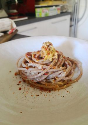 Foto di Spaghetti farro e orzo, crema di missoltini e fonduta di porro
