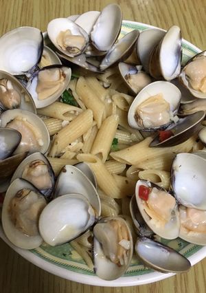 白酒蛤蜊蒜香義大利麵 的食譜成品照片