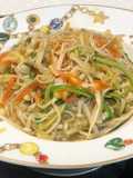 Zucchini and Enoki Mushroom Noodles