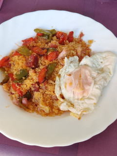 Una foto de Migas con chorizo y panceta [MC]