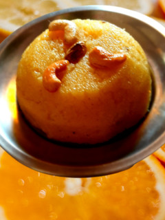 ஆரஞ்சு கேசரி செய்முறை முக்கிய புகைப்படம்