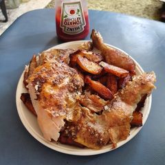 A picture of Chick. Juice deep fried Chips with Chick.