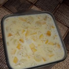 A picture of Mango sagudana custard.