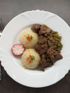 Zöldborsós csirkemáj recept fotója