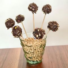 A picture of Dark Chocolate Cake Pop.