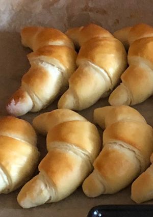 Vajas croissant recept fotója