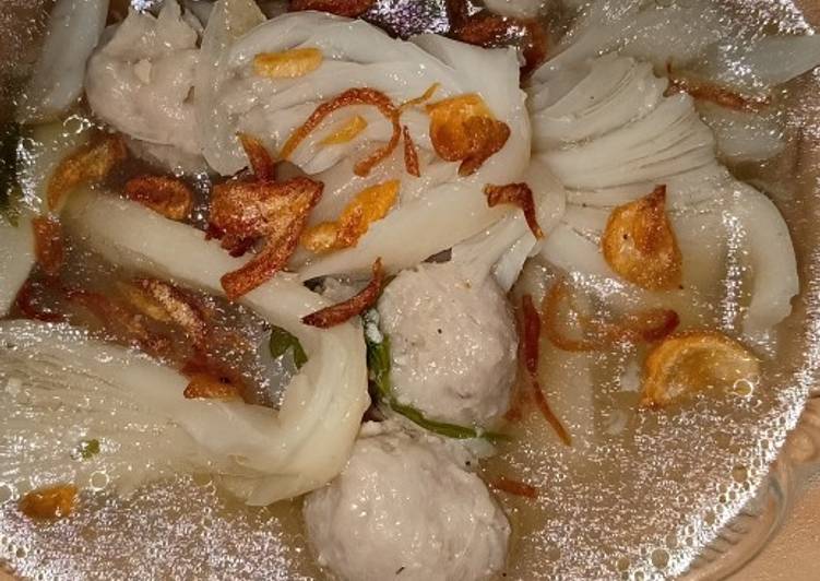 Resep Sup jamur tiram dan bakso Anti Gagal