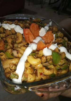 A picture of Chinese vegis pasta.