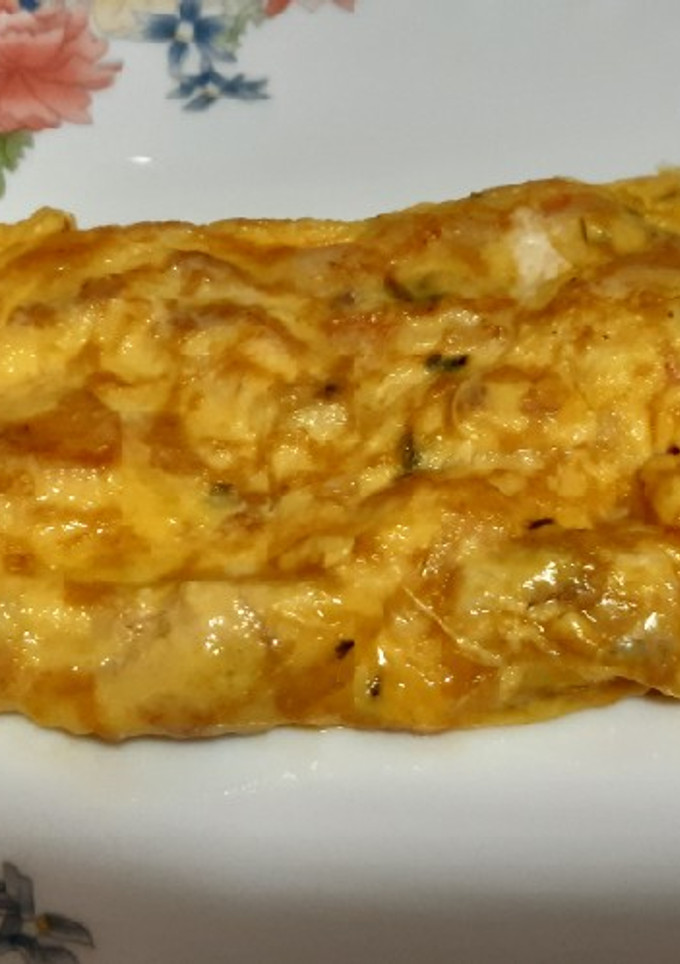 Una foto de Tortilla de langostinos y atún