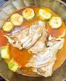 Kepala Ikan Masak Ampap dengan Petola