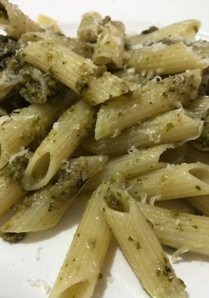 Una foto de Pasta Penne al Pesto