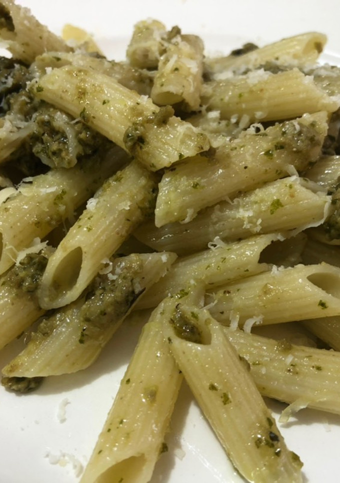 Una foto de Pasta Penne al Pesto