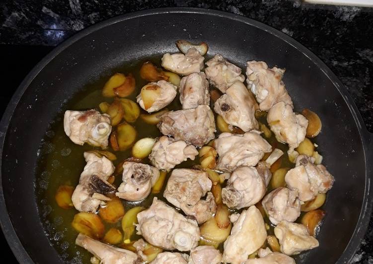 Mix de carnes blancas al ajillo