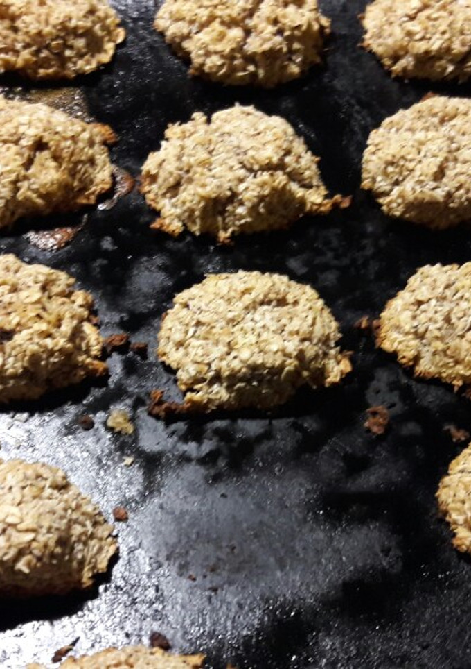 Una foto de Galletitas de coco y avena sin harina ni huevo