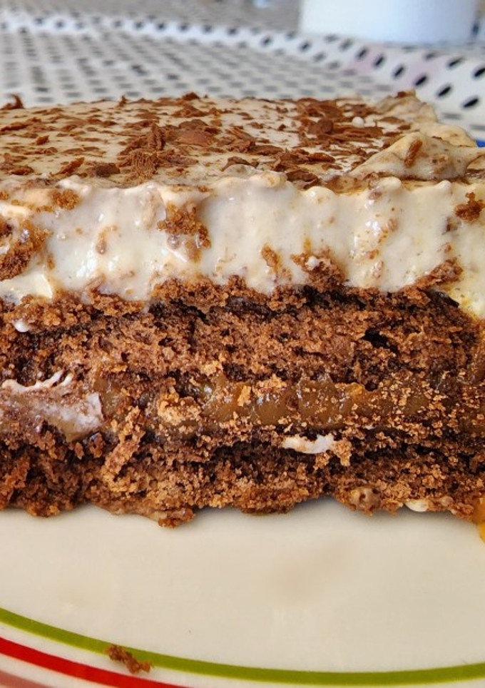 Una foto de Postre de banana, dulce de leche y Chocolinas