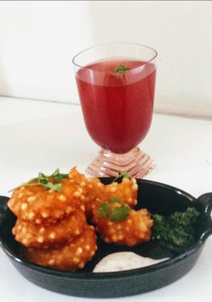 A picture of Sabudanna vada.