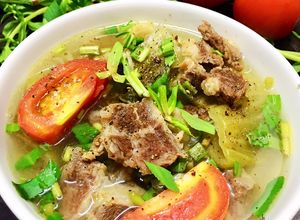 Hình của món Canh Cải Chua Thịt Bò.