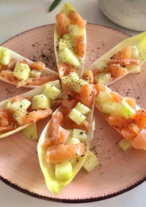 Une photo de Barquette endive saumon fumé