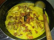 Gambar opor ayam tahu kuning