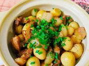 Hình ảnh của thịt kho trứng cút nước dừa