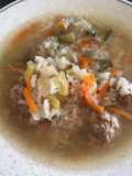 Sopa de obispo en vereda