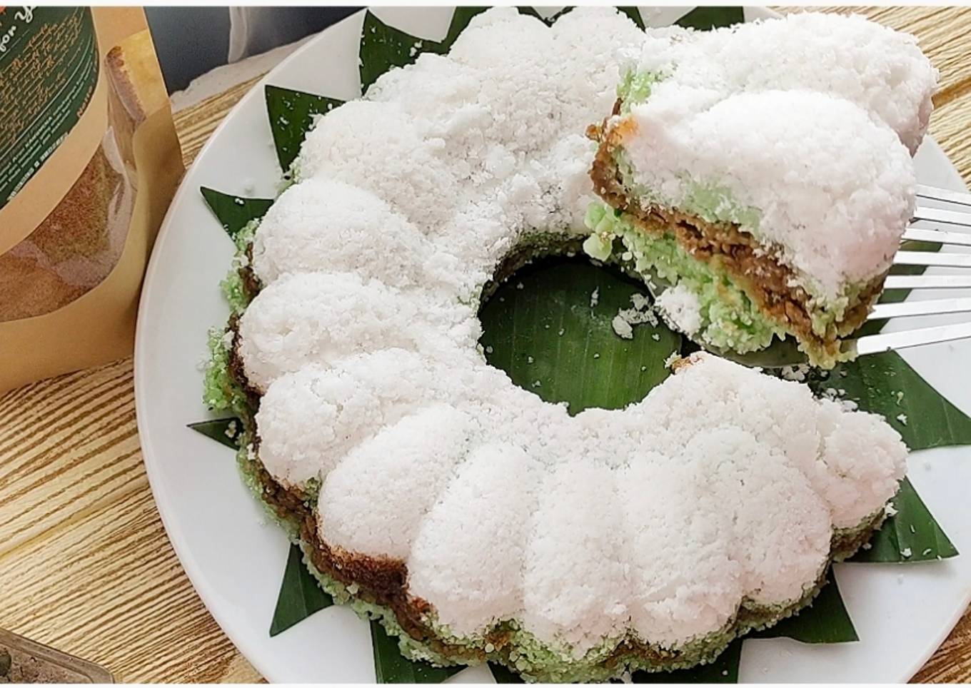 102. Kue Putu Ayu Tanpa Bambu