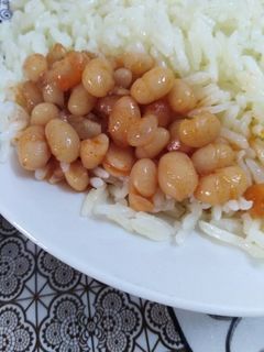 صورة لوصفة يخنة فاصوليا بيضاء حجم صغير