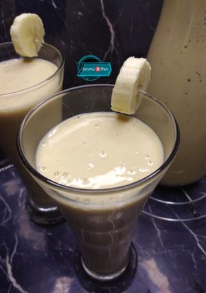 A picture of Banana Smoothie.