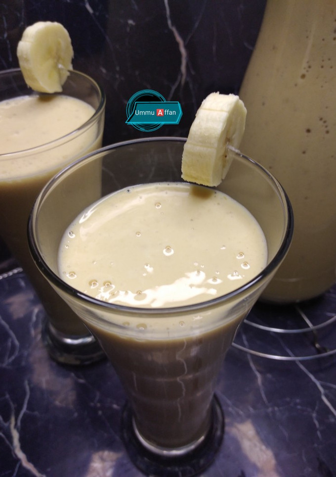 A picture of Banana Smoothie.