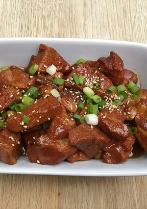 A picture of Sweet & Sour Braised Pork.