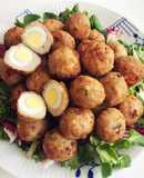 Trứng cút bọc thịt chiên giòn