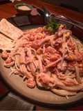Spaghetti con camarones y tocino 🥓 🍤