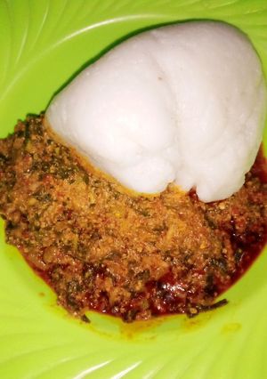 A picture of Tuwon Shinkafa with Egusi Soup.