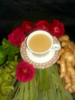 હર્બલ ટી(Herbal Tea Recipe in Gujarati) રેસીપી મુખ્ય ફોટો