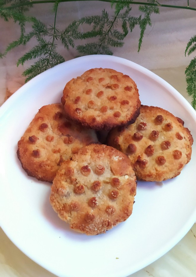 Una foto de Galletitas De Banana Y Almendras "Día  De La Mujer" / Sin Tacc - Veganas