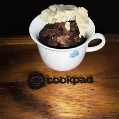 A picture of Cake in a Cup.