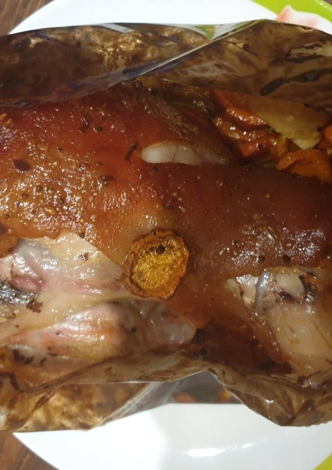 Запечённая рулька🐷