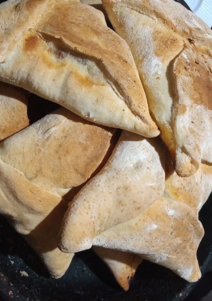 Una foto de Empanadas árabes con masa casera!!