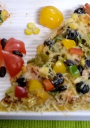 A picture of Cheesy Cheesy Maxican Pizza.